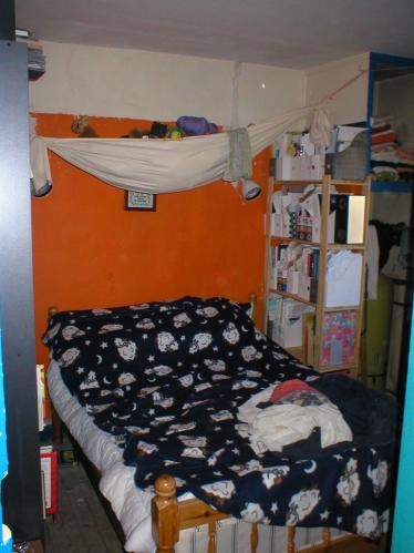 bed2.jpg.jpg